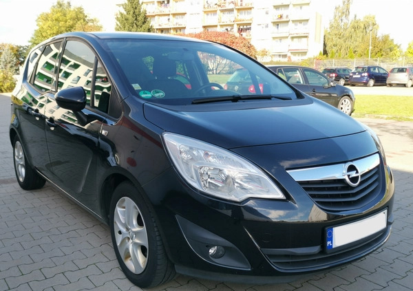 Opel Meriva cena 26500 przebieg: 125000, rok produkcji 2011 z Pasłęk małe 466